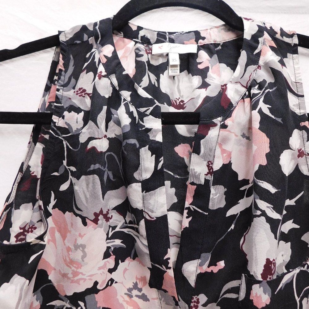 Joie XS  Black & Pink Floral Print Silk Blouse EUC - Picture 3 of 4